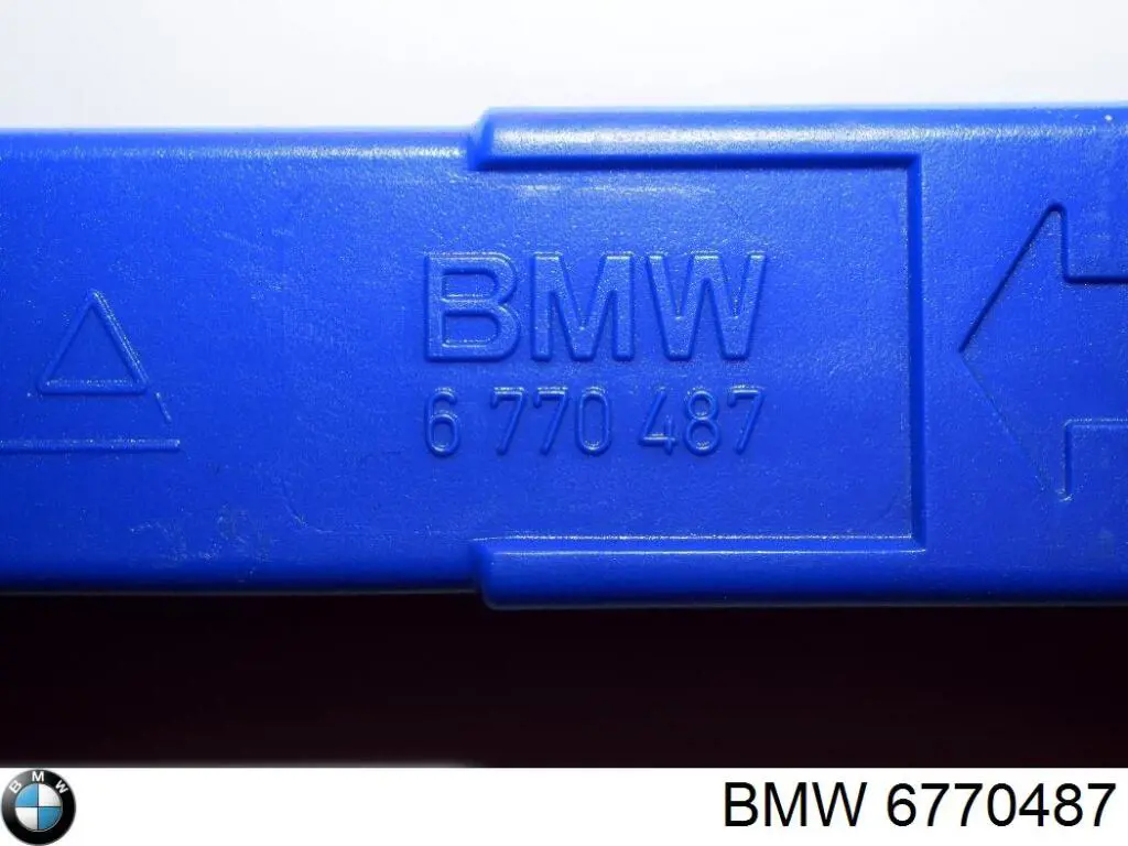 6770487 BMW Знак аварійної зупинки