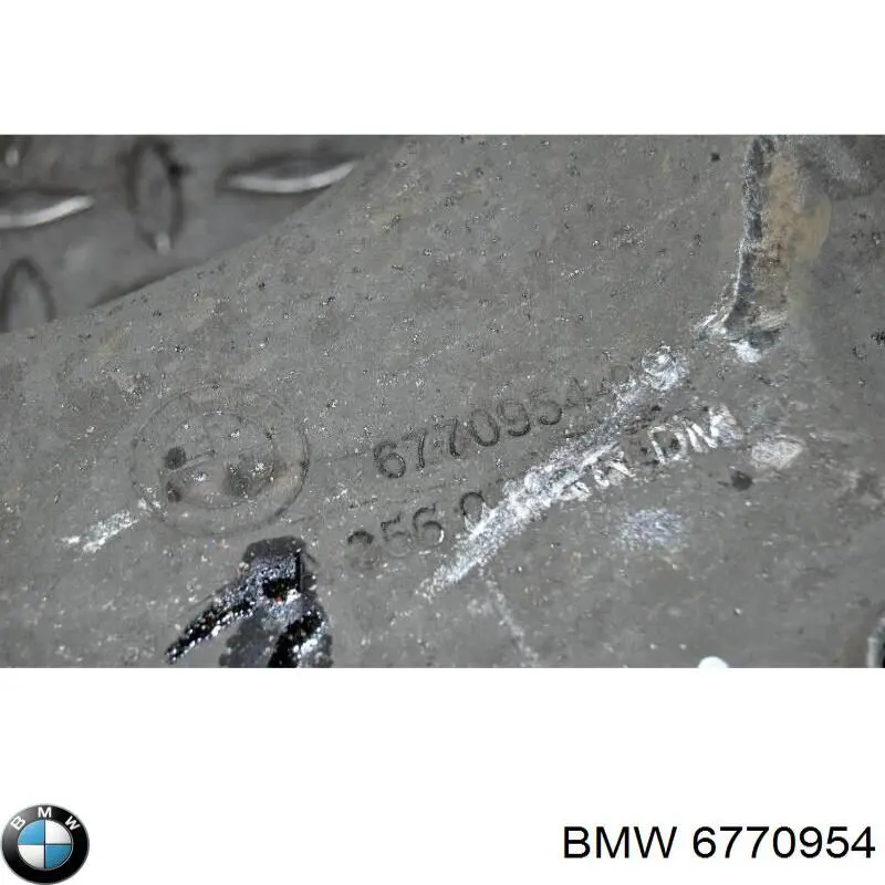 Купити 6770954 BMW Важіль задньої підвіски нижній, правий