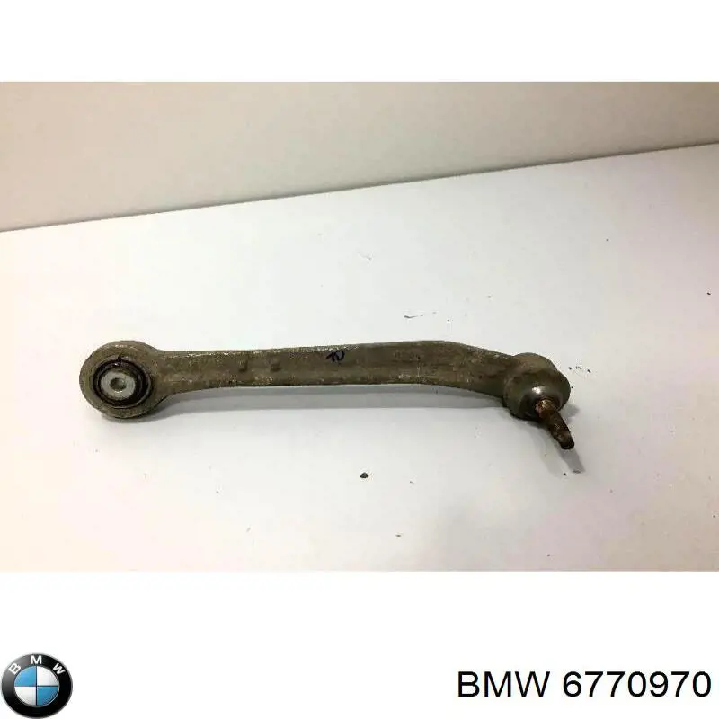 Купити 6770970 BMW Важіль задньої підвіски поперечний, правий