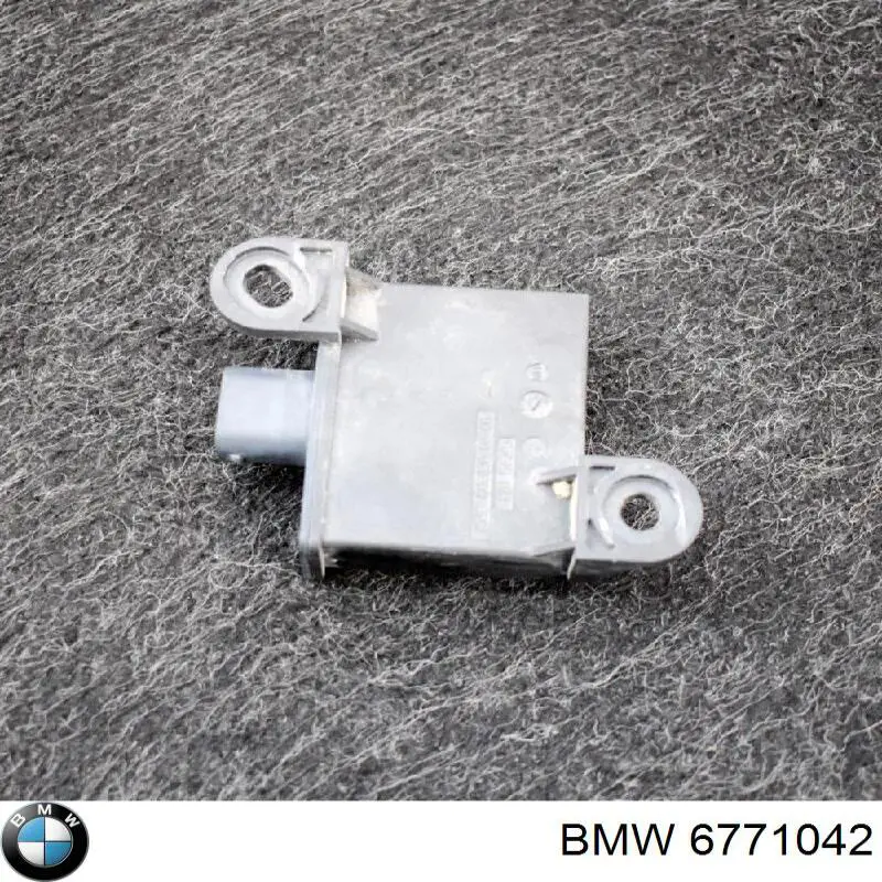  BMW 6771042 ціна, від 13.05 USD