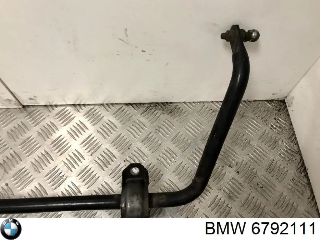 6792111 BMW Стабілізатор передньої підвіски