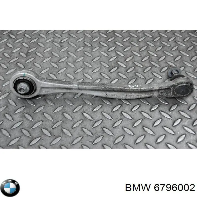 6796002 BMW Балансир задній правий