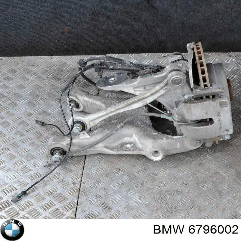 Купити 6796002 BMW Важіль задньої підвіски поперечний, правий