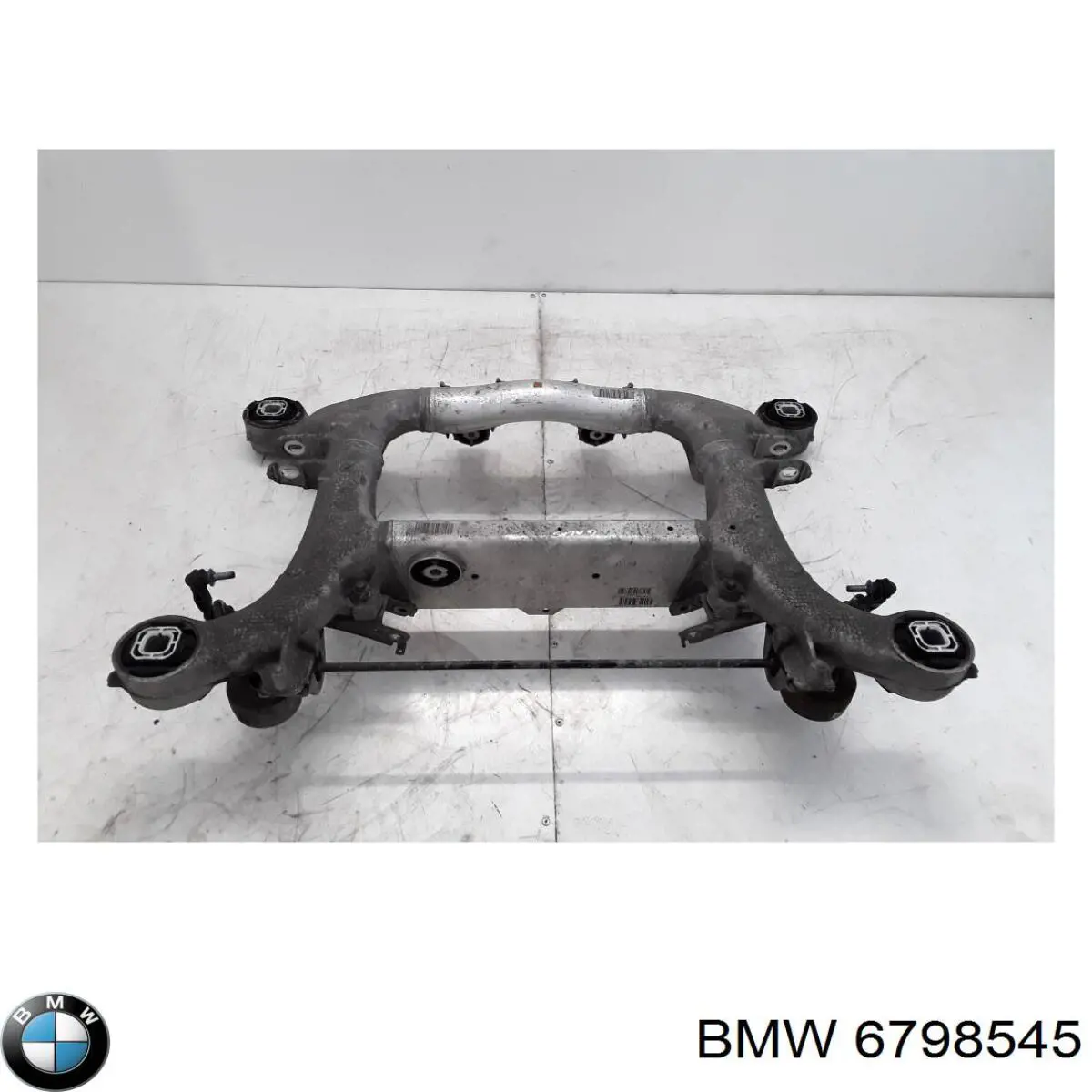 Купити 6798545 BMW Балка задньої підвіски, підрамник