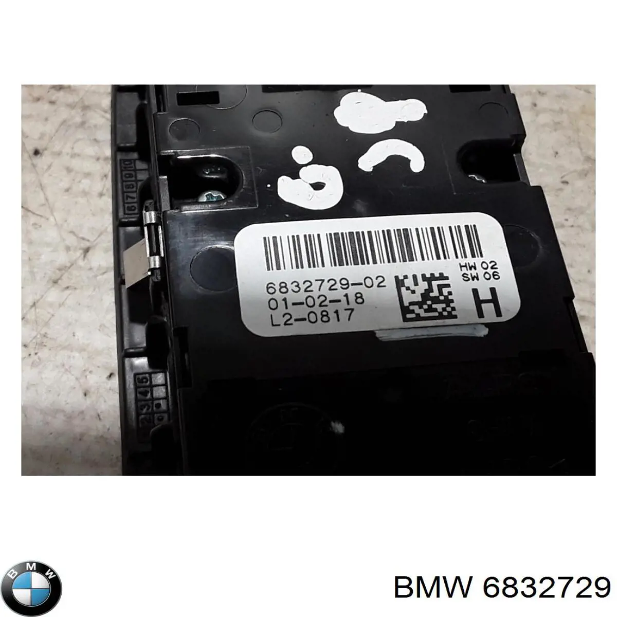 Кнопковий блок керування склопідіймачами передній лівий BMW 6832729 ціна, від 38.01 USD