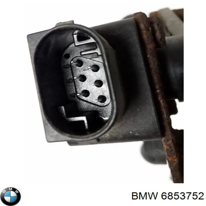 6853752 BMW 