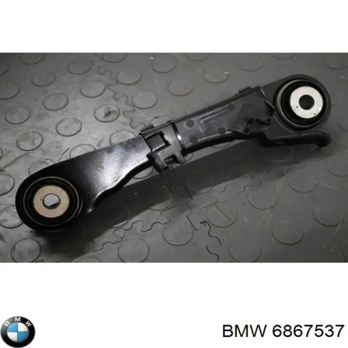 6867537 BMW Балансир підвіски задній лівий