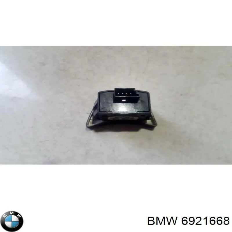 6921668 BMW 