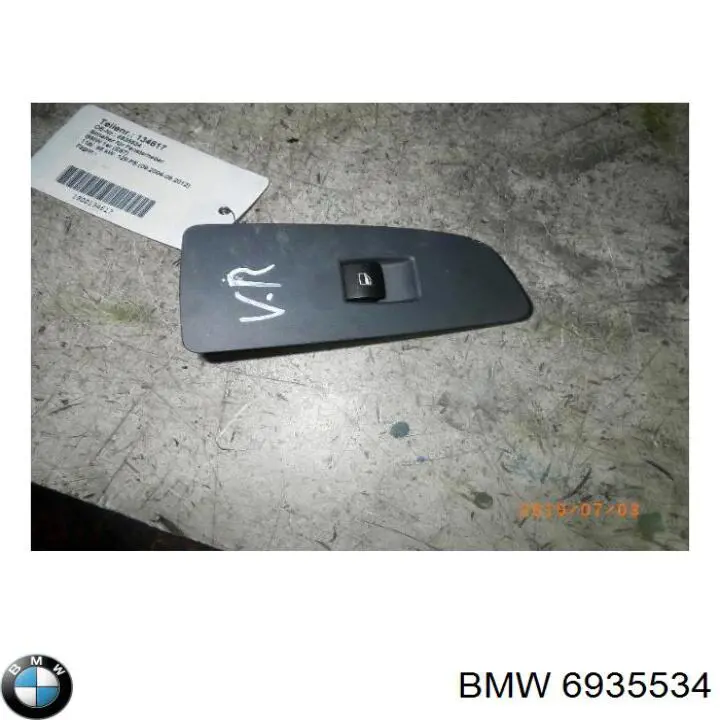 6935534 BMW Кнопка підйомника переднього правого скла