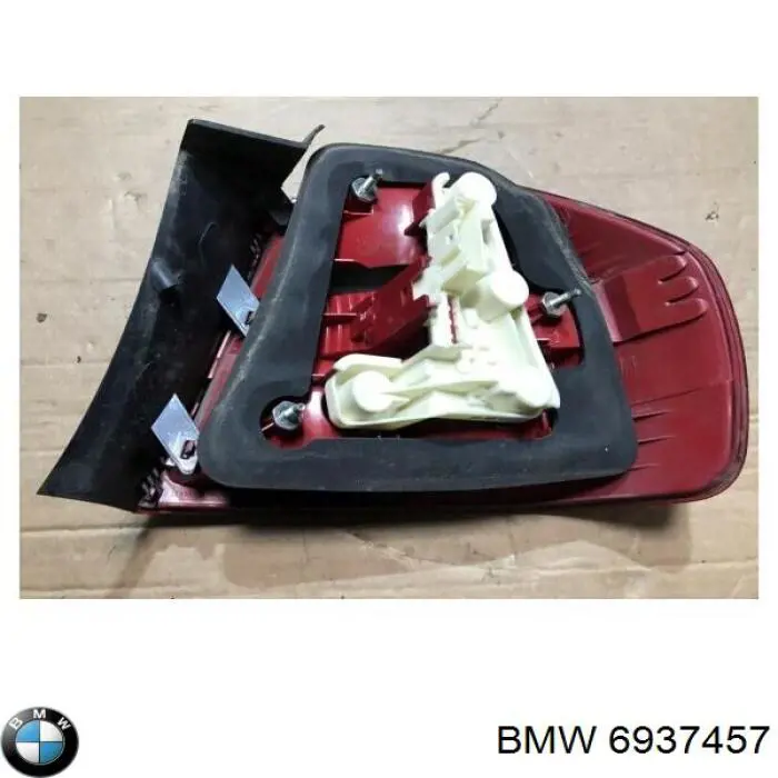 Ліхтар задній лівий, зовнішній 276301 BMW