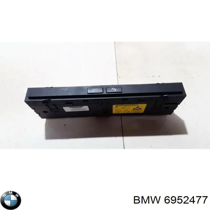 6952477 BMW 
