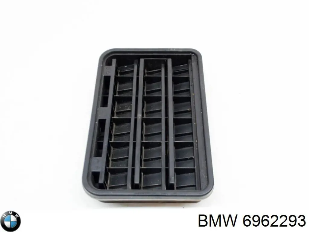 Решітка вентиляційна задня 6962293 BMW
