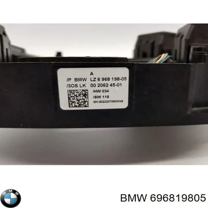696819805 BMW 