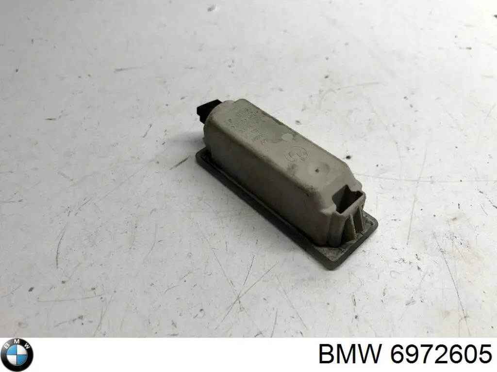 Купити 6972605 BMW Плафон освітлення кабіни
