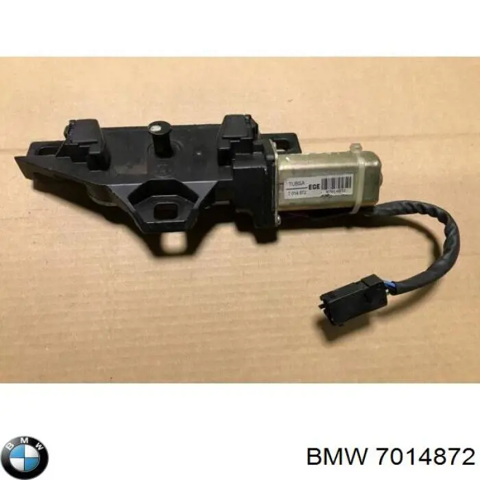 7014872 BMW Актуатор замка багажника (задніх дверей)