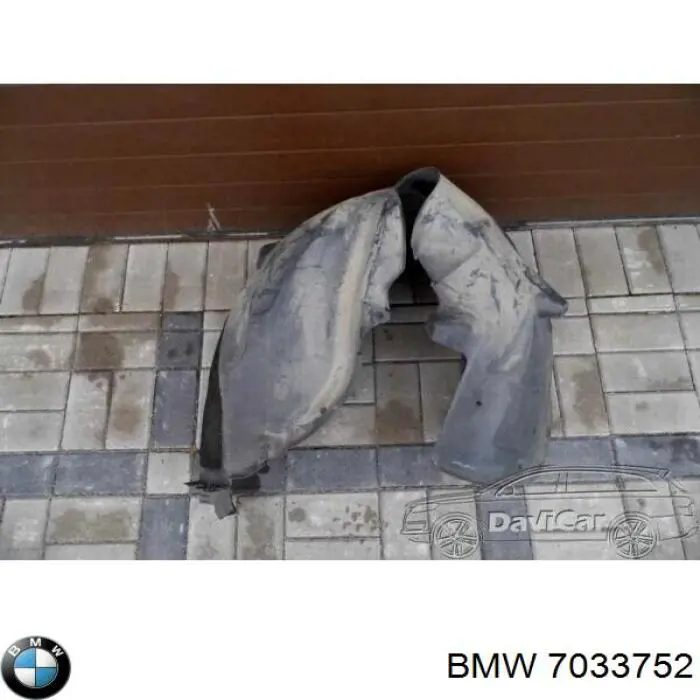 7033752 BMW Підкрилок задній правий