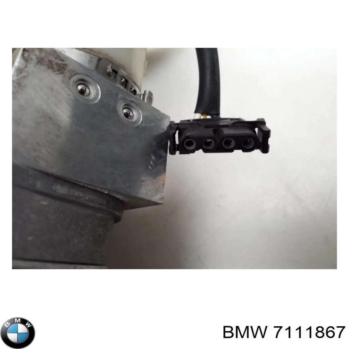 BMW 7111867 ціна, від 112.36 USD