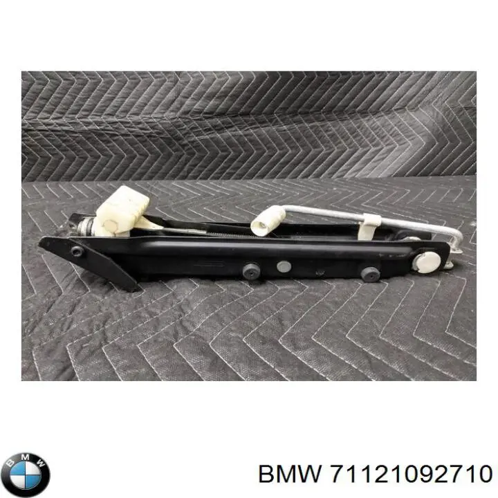  71121096040 BMW