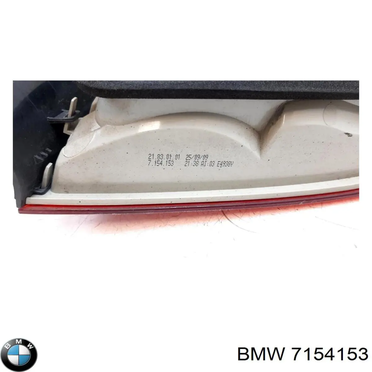 7154153 BMW Задній лівий зовнішній ліхтар