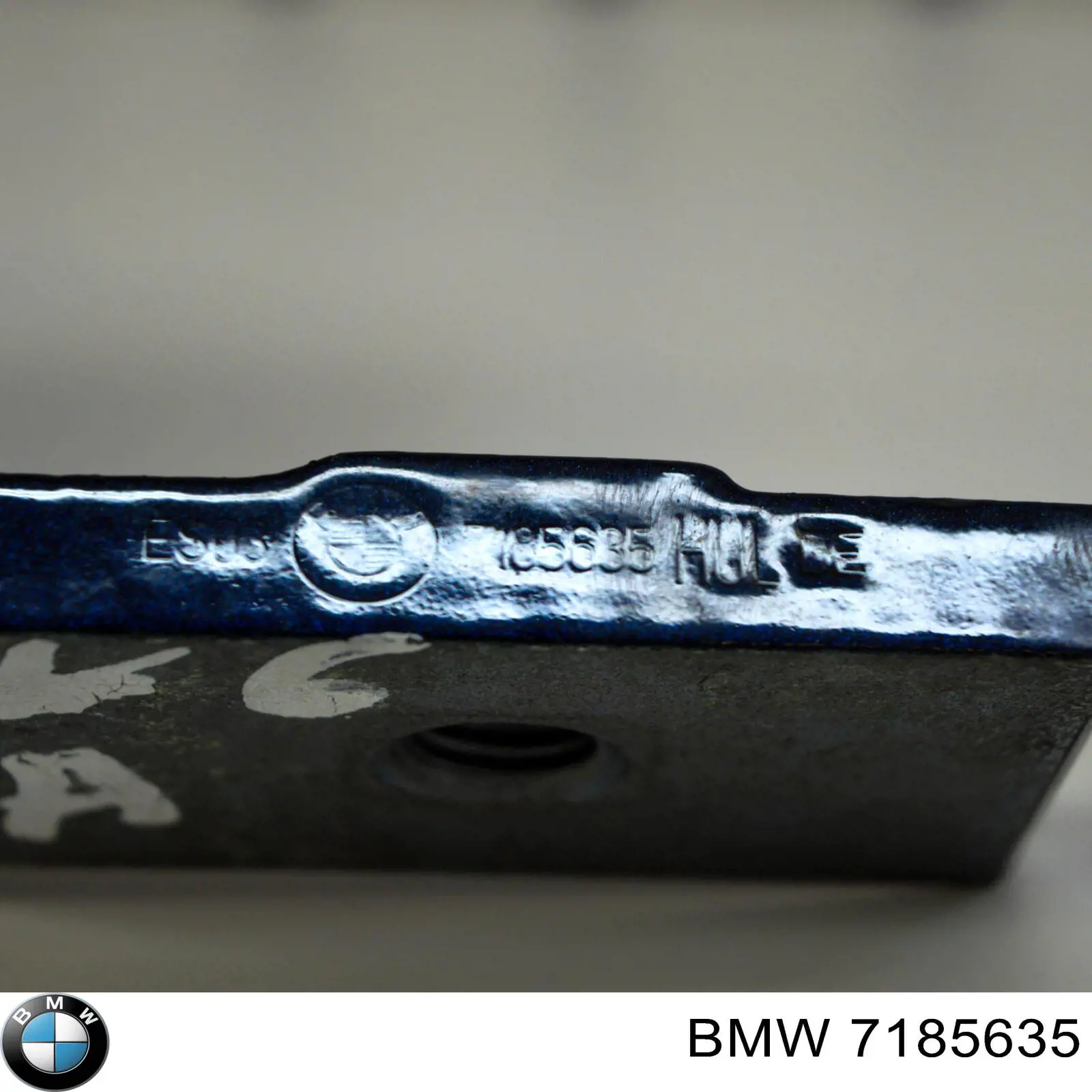 Купити 7185635 BMW 