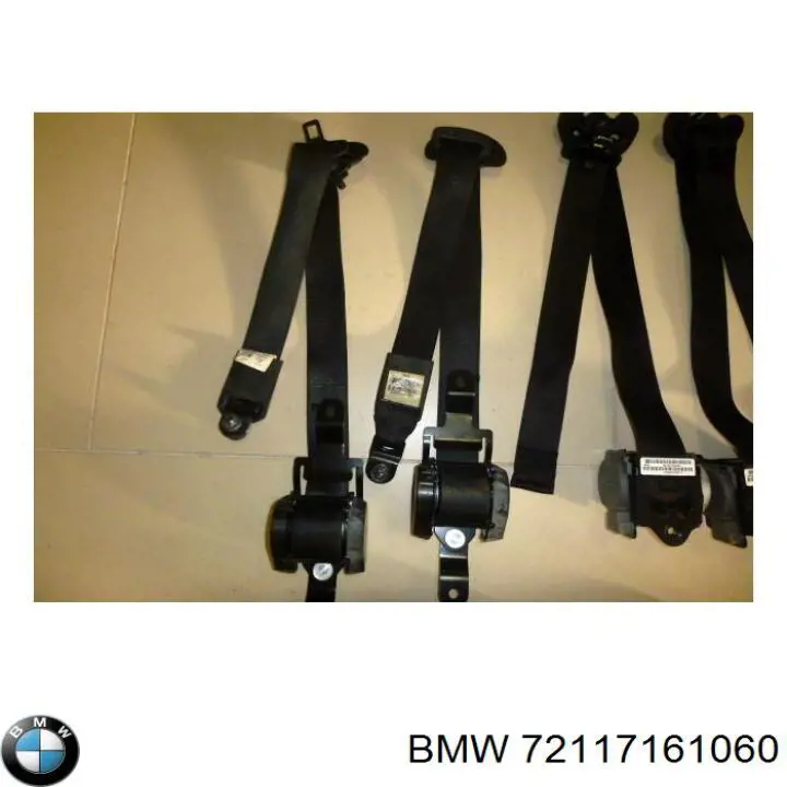 72117161060 BMW ремінь безпеки задній правий