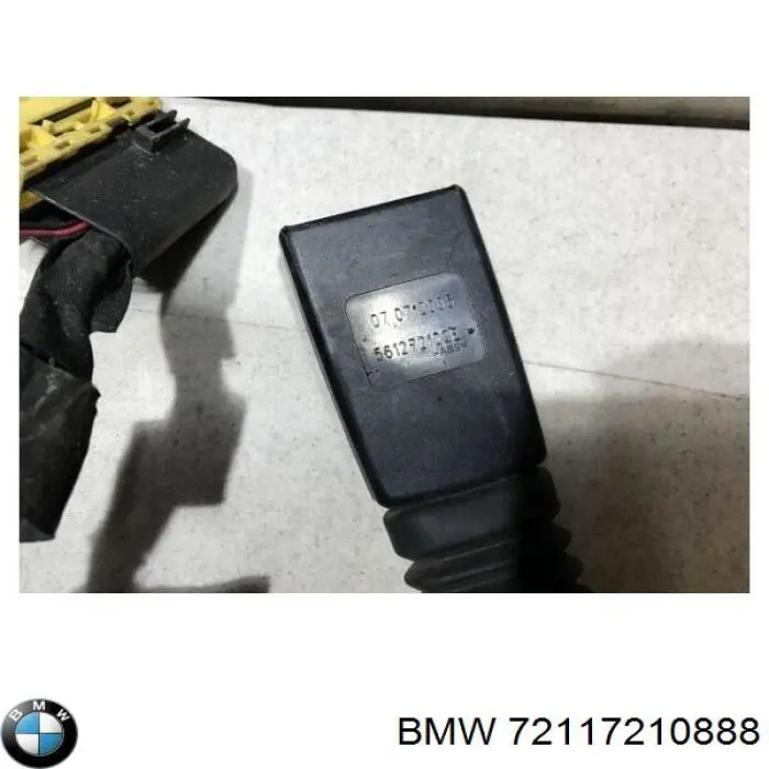 Купити 7065848 BMW Важіль фіксації ременя безпеки, правий