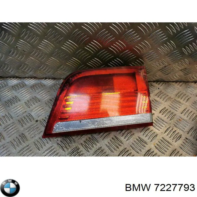 Ліхтар задній лівий, внутрішній BMW 7227793