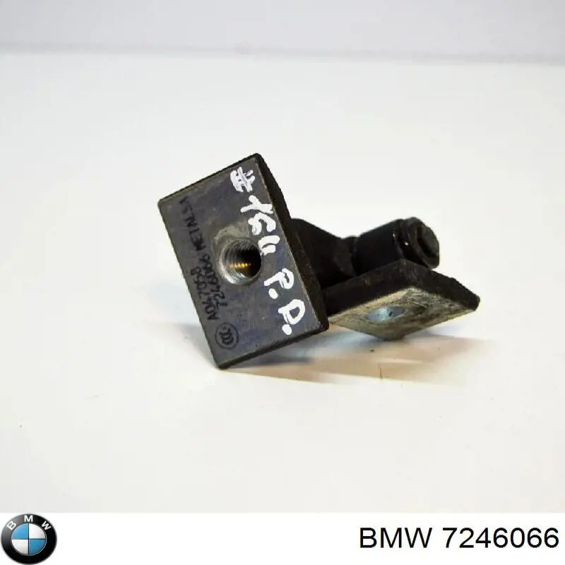 Купити 7246066 BMW 