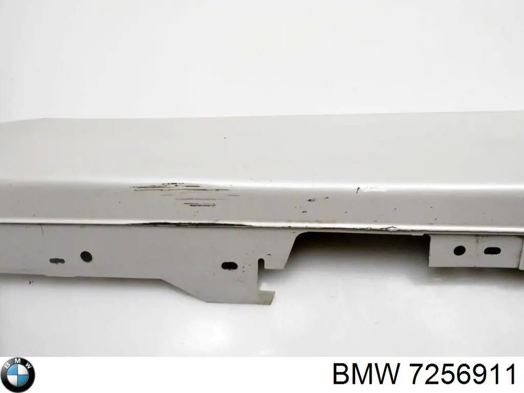 Накладка зовнішня (молдинг) порога, лівий BMW 7256911 ціна, від 15.24 USD