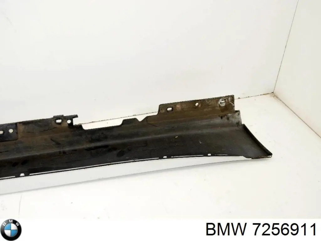 Накладка зовнішня (молдинг) порога, лівий BMW 7256911 ціна, від 15.24 USD