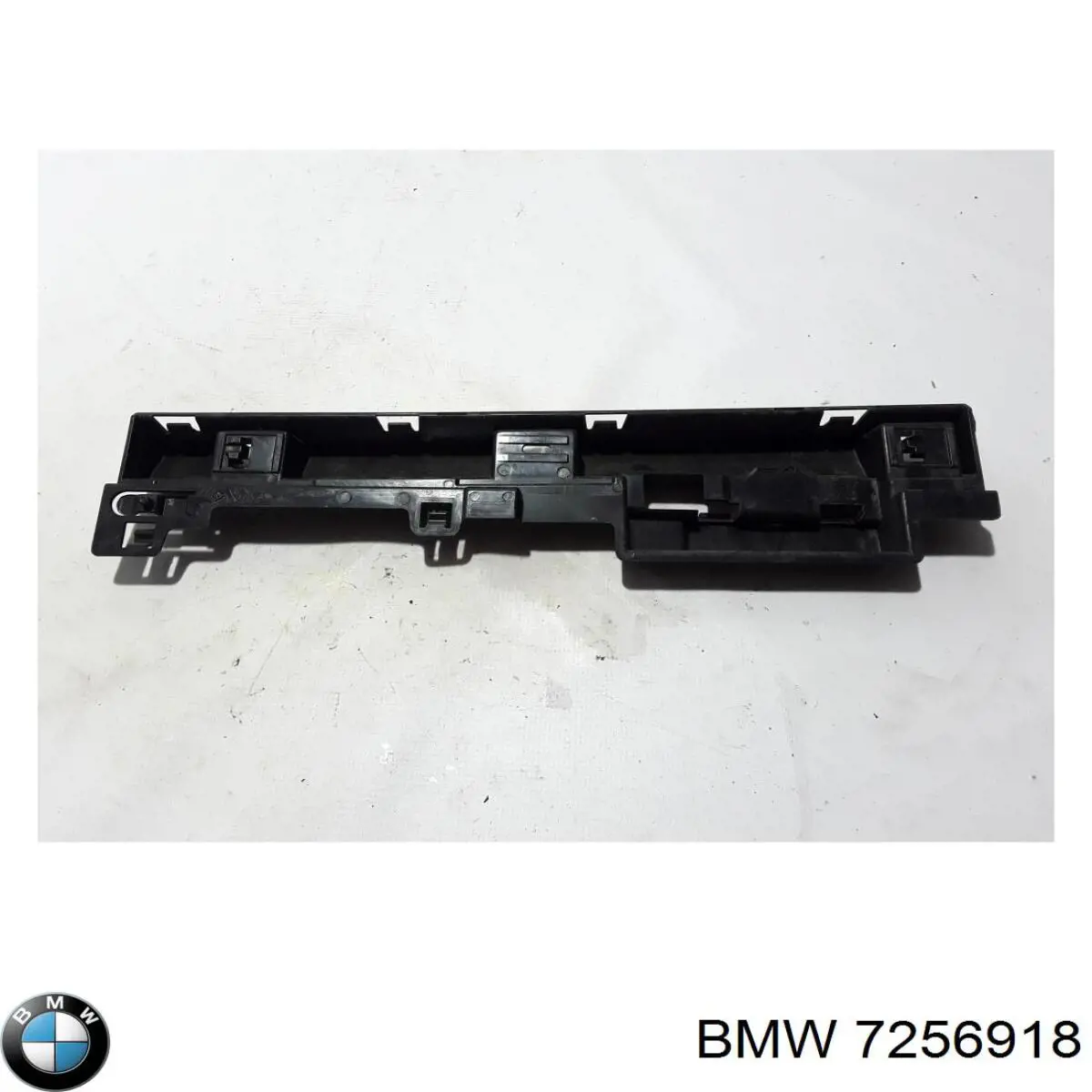 7256918 BMW Кронштейн зовнішньої накладки порога правого