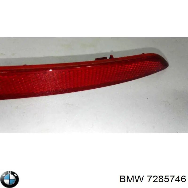 Купити 7285746 BMW Відбивач бампера заднього правий