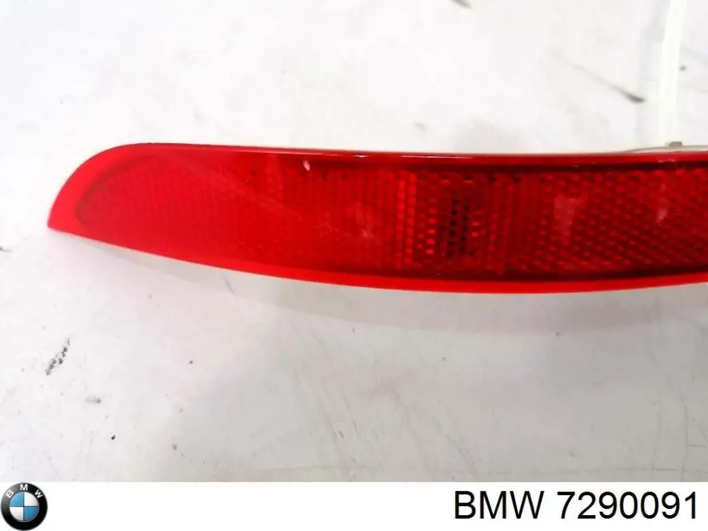 Лівий катафот заднього бампера Autotechteile 7016328 ціна, від 18.41 USD
