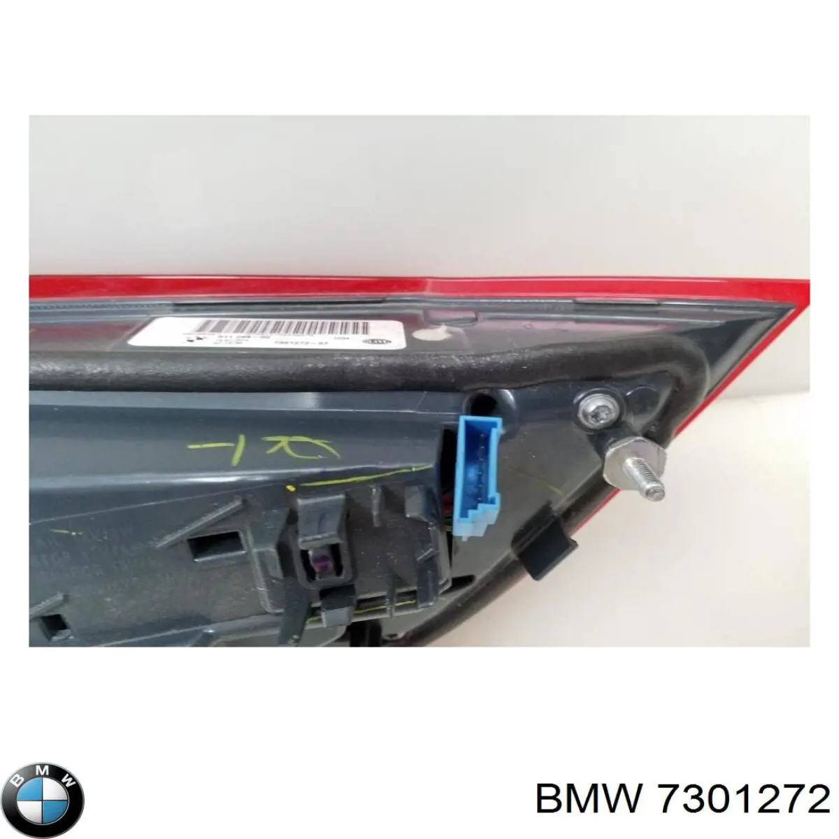 7301272 BMW Ліхтар задній правий, внутрішній
