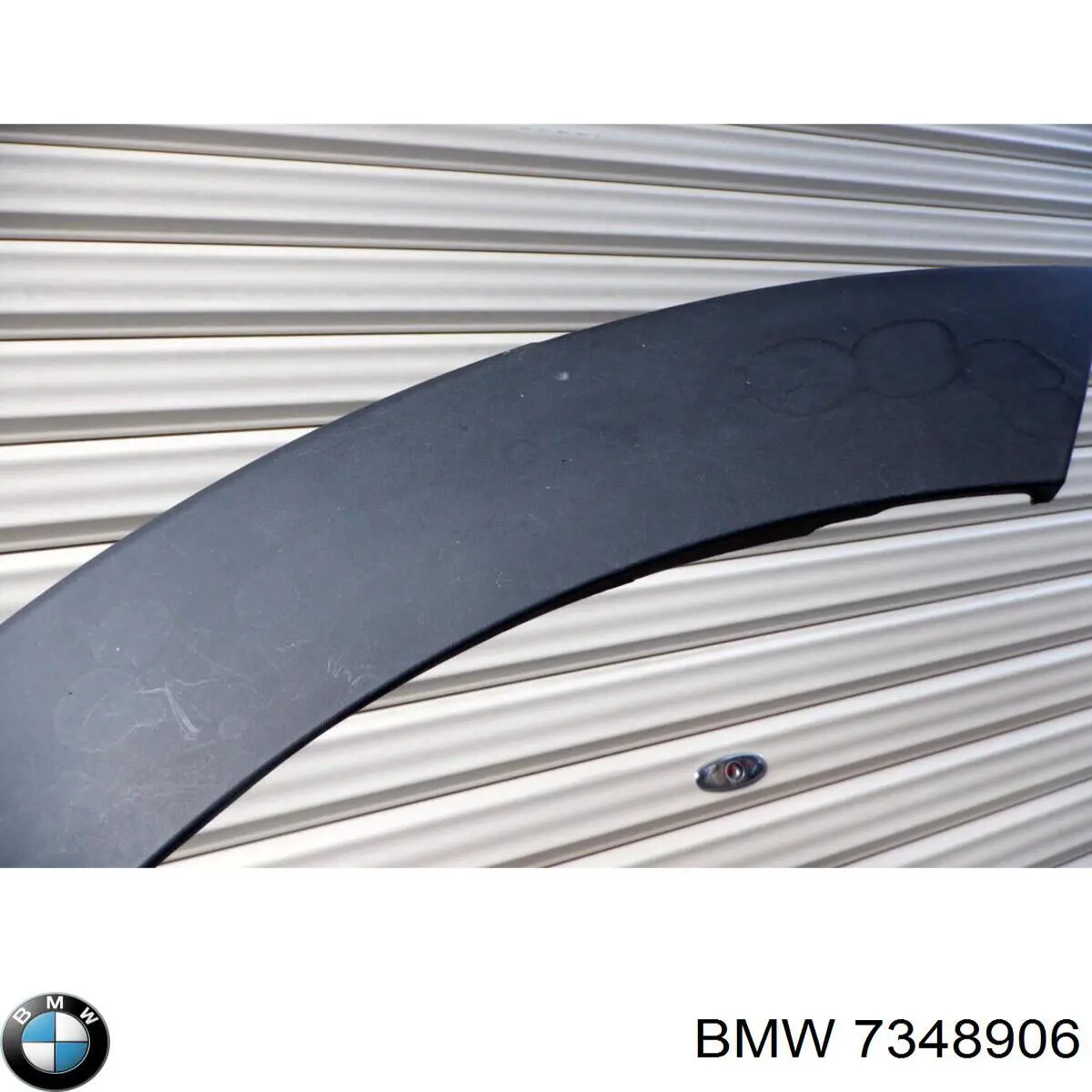 7348906 BMW Молдинг передньої арки колеса, правий