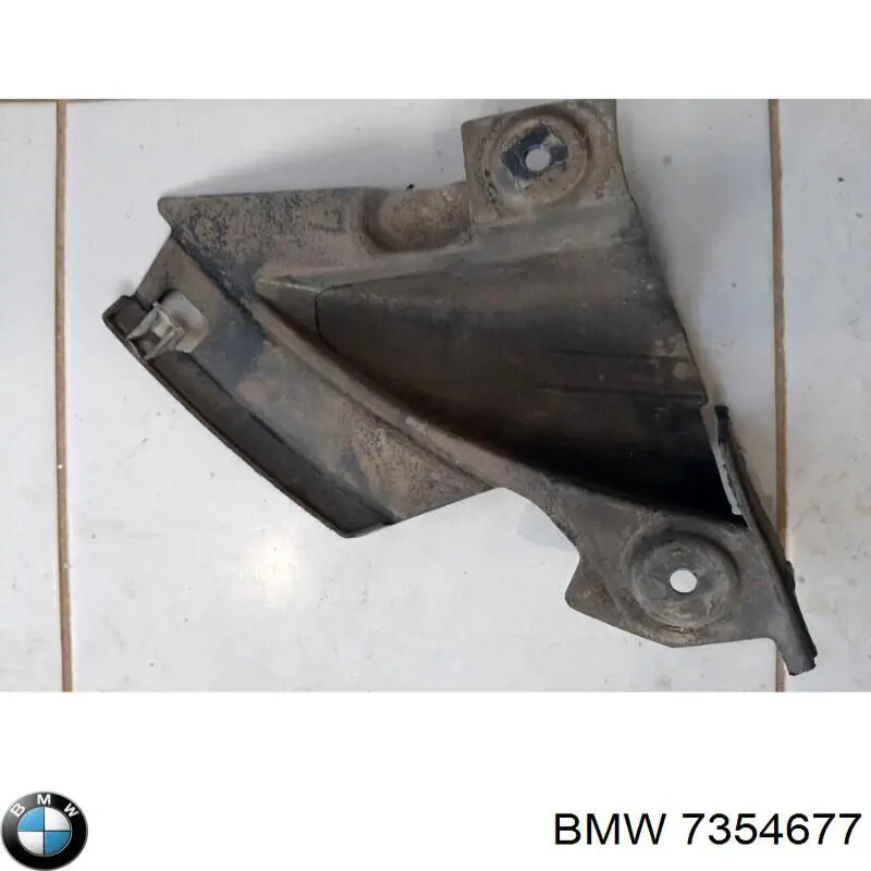 51627354677 BMW Бризговики крила