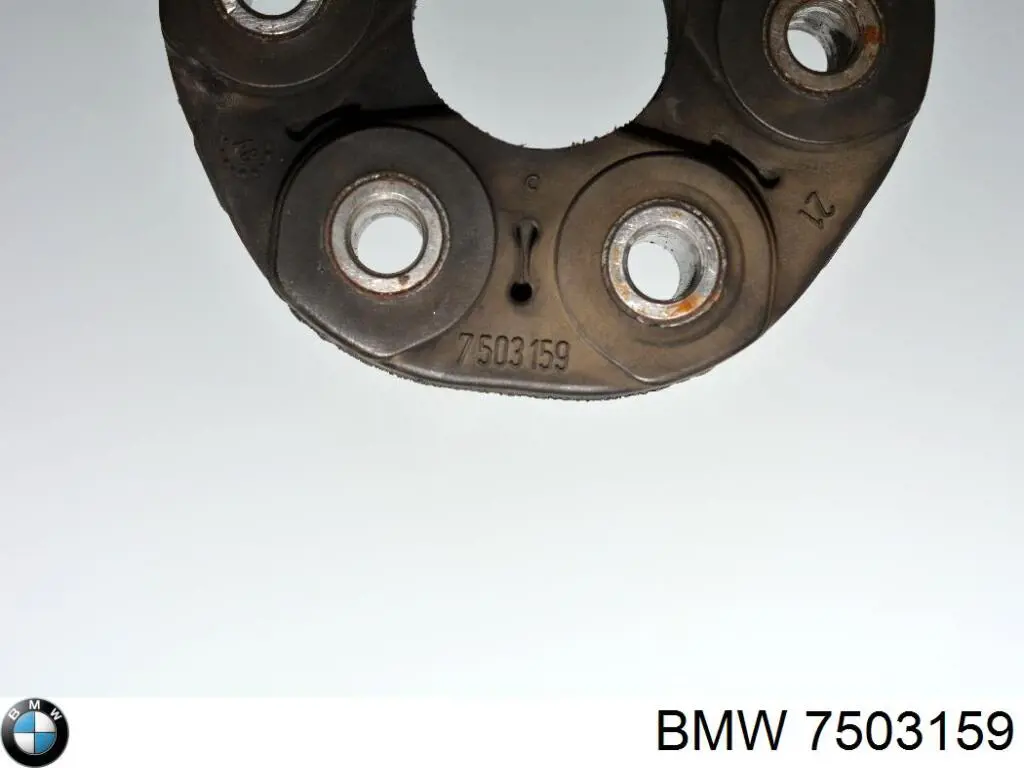 7503159 BMW Гумова пружна муфта кардана передня