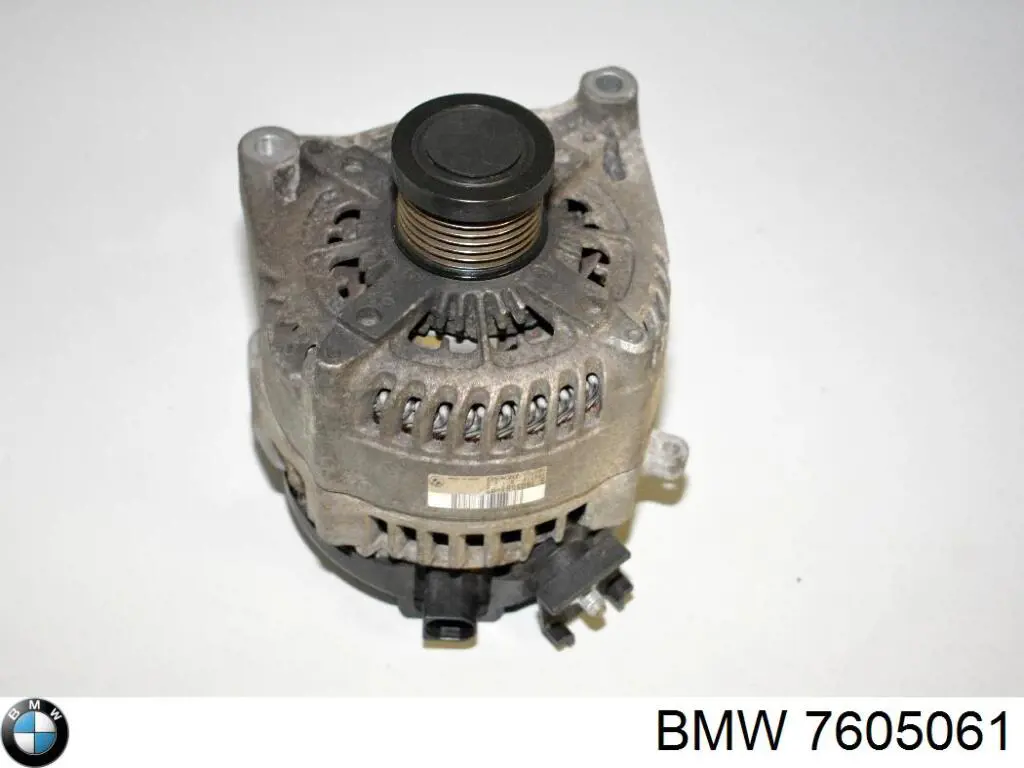 Купити 7605061 BMW Генератор