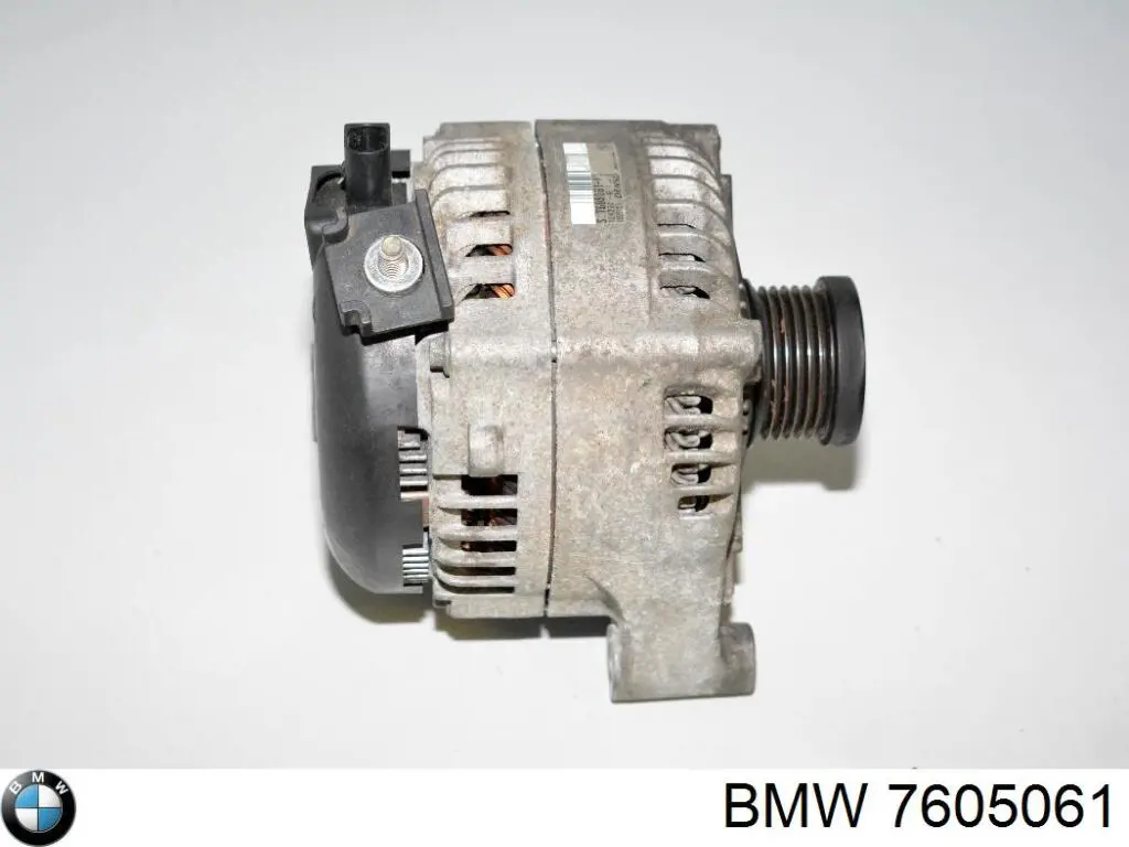 7605061 BMW генератор