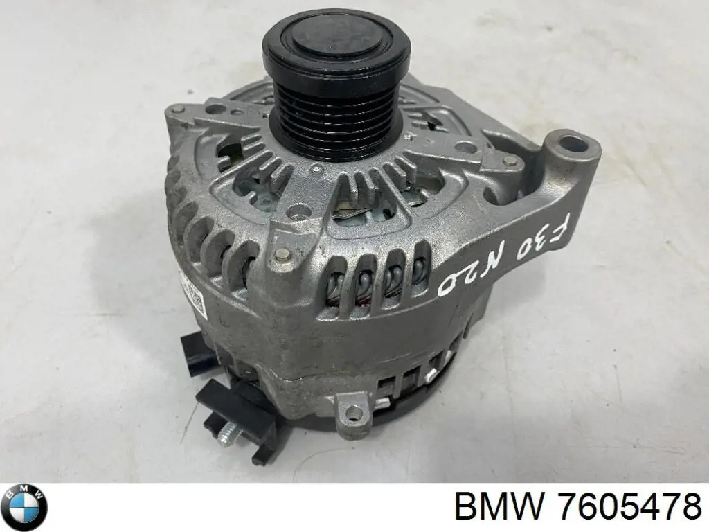 Купити 7605478 BMW Генератор