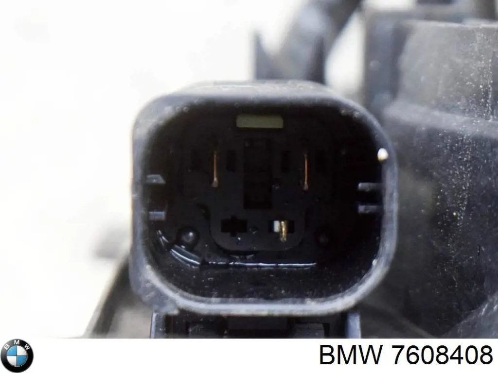 7608408 BMW 