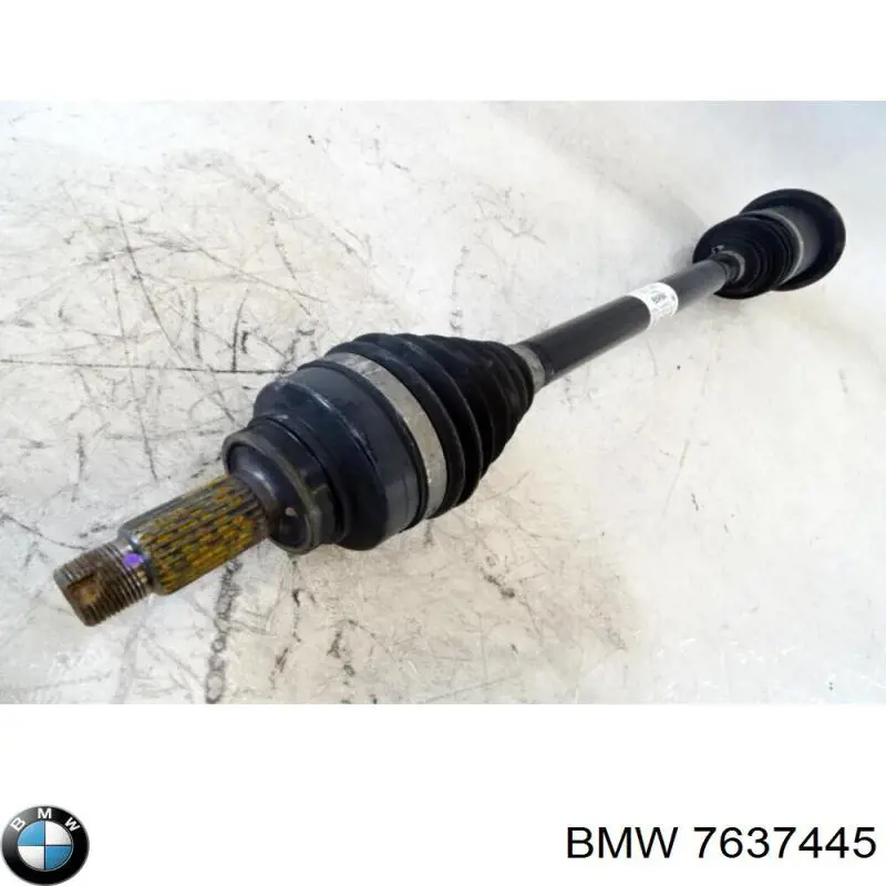 Купити 7637445 BMW Піввісь задня, ліва