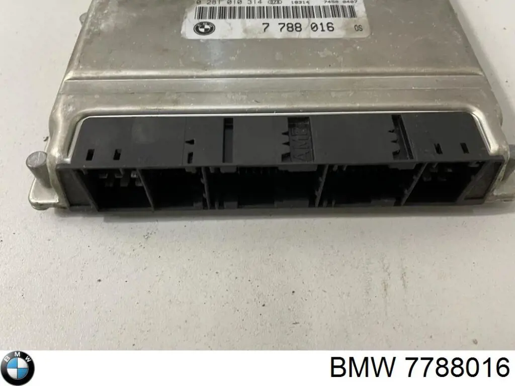 Блок двигуна BMW 7788016