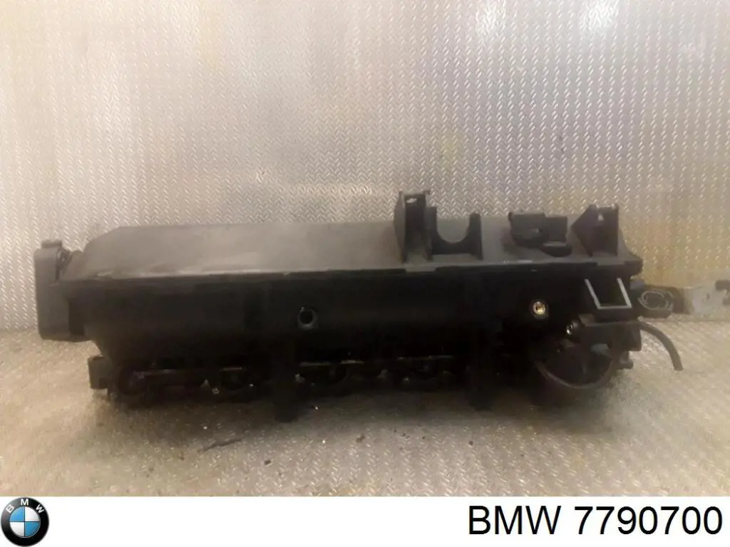 Колектор впускний BMW 7790700 ціна, від 37.96 USD