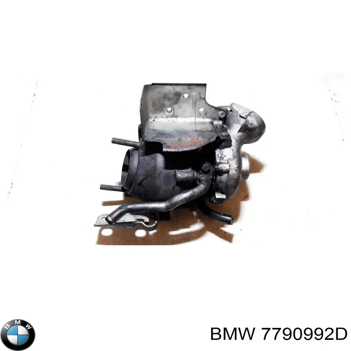 7790992D BMW Турбонаддув