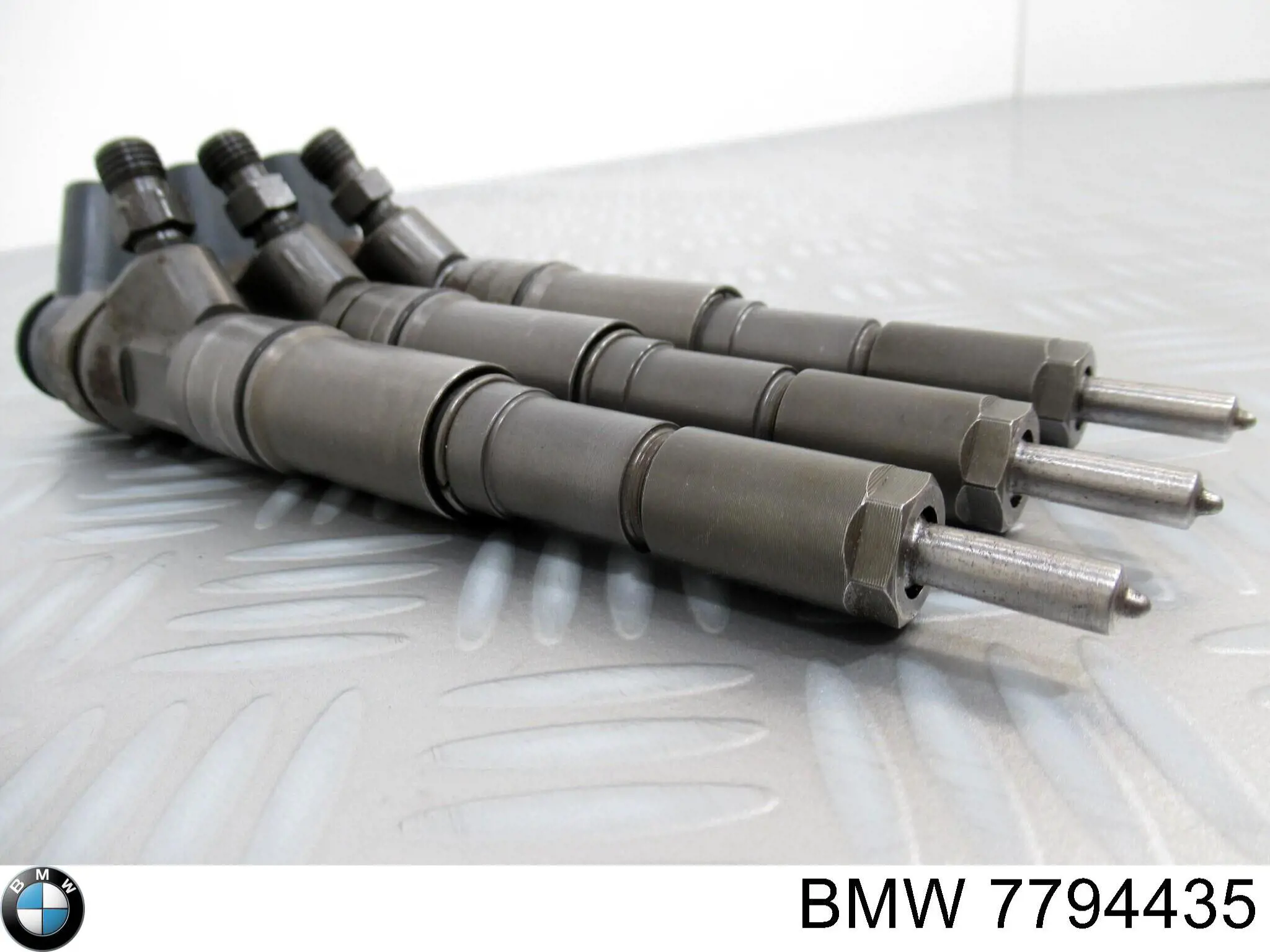 Форсунка паливна BMW 7794435 ціна, від 56.24 USD
