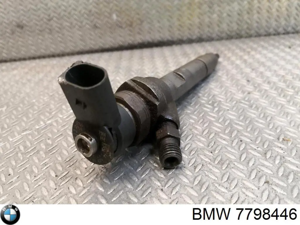 7798446 BMW Форсунка вприску палива