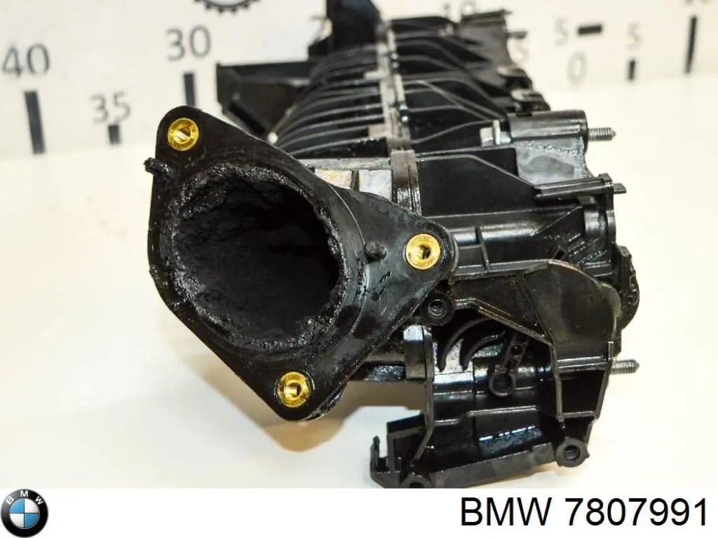 Впускний колектор 7807991 BMW