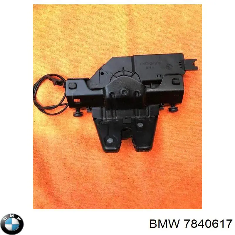 Замок кришки багажника BMW 7840617