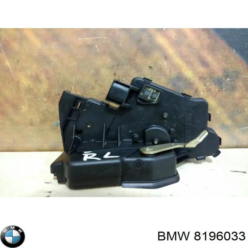 8196033 BMW Замок задніх дверей, лівих